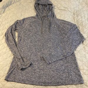 Under armour sweatshirt
